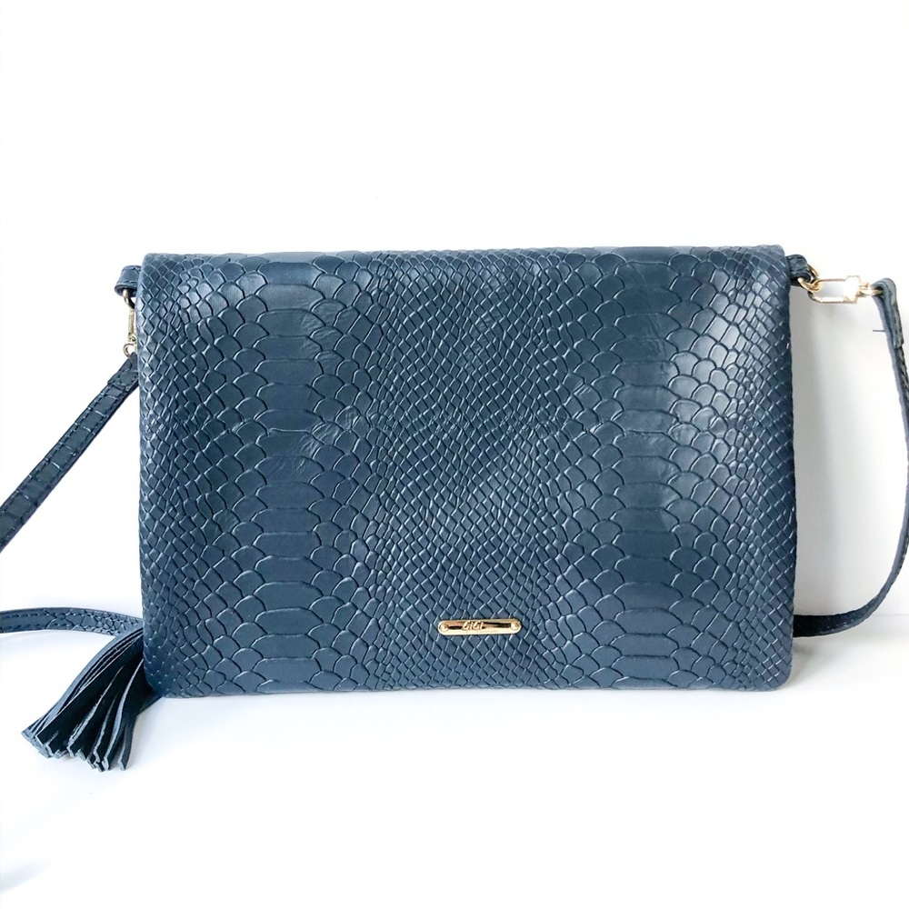 GiGi New York Navy Blue Bag